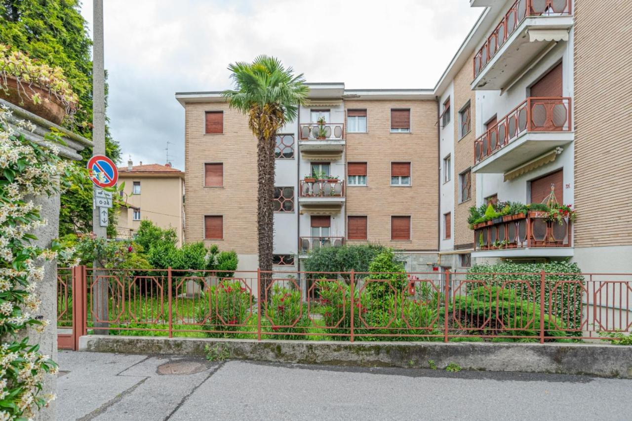 Lovely & Quiet Apartment - With Balcony & Parking Como Exterior foto