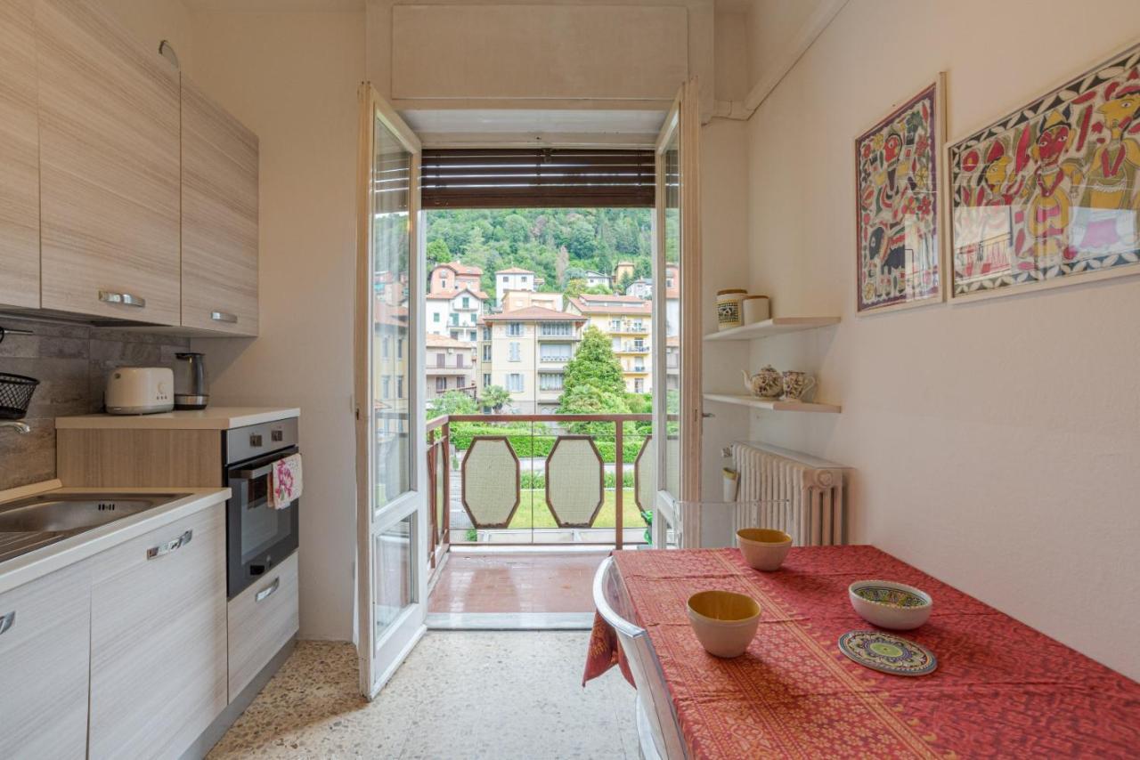 Lovely & Quiet Apartment - With Balcony & Parking Como Exterior foto